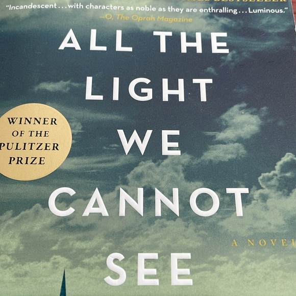 All the Light we cannot see. By Anthony Doerr. 1 New York Times Bestseller. - Picture 6 of 6